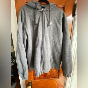 Men’s Nike zip up hoodie